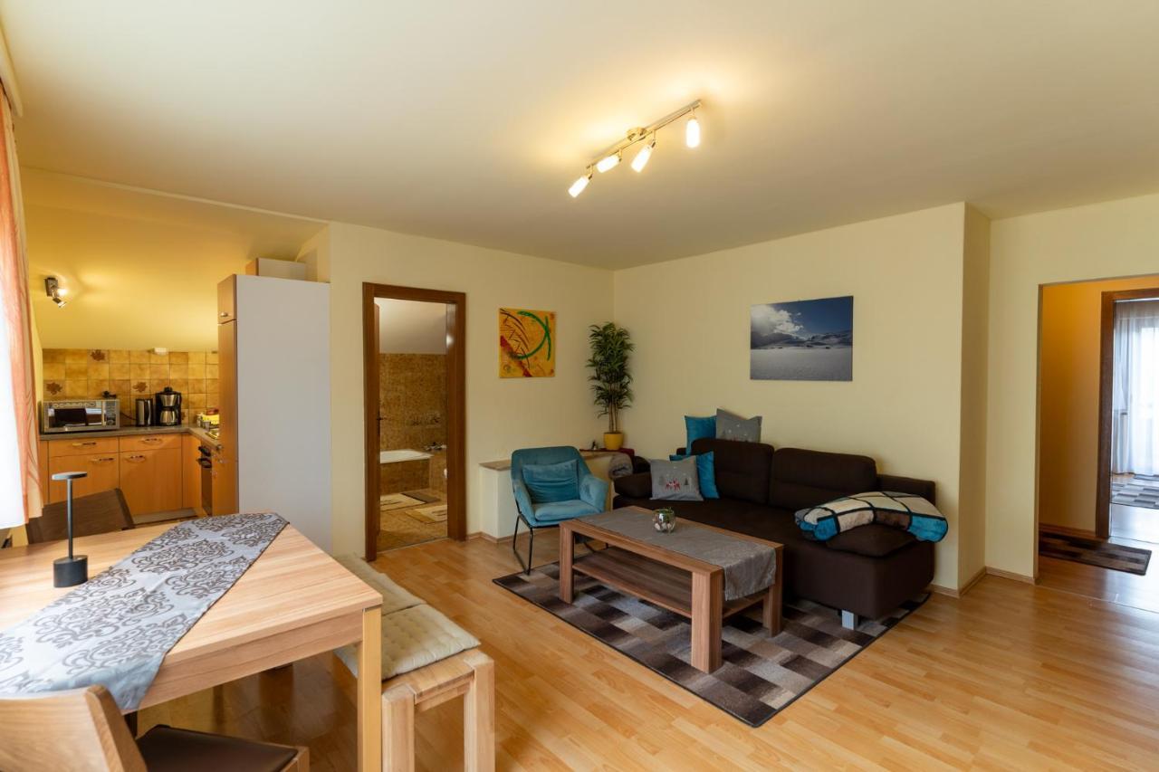 Ferienwohnung Molto Haus Raggal Exterior foto